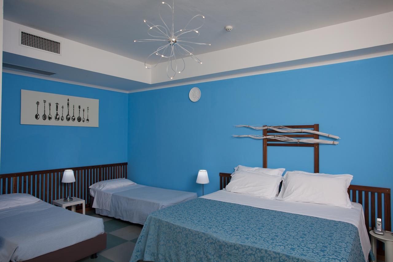 Hotel Resort Marinella Gabicce Mare Exterior photo