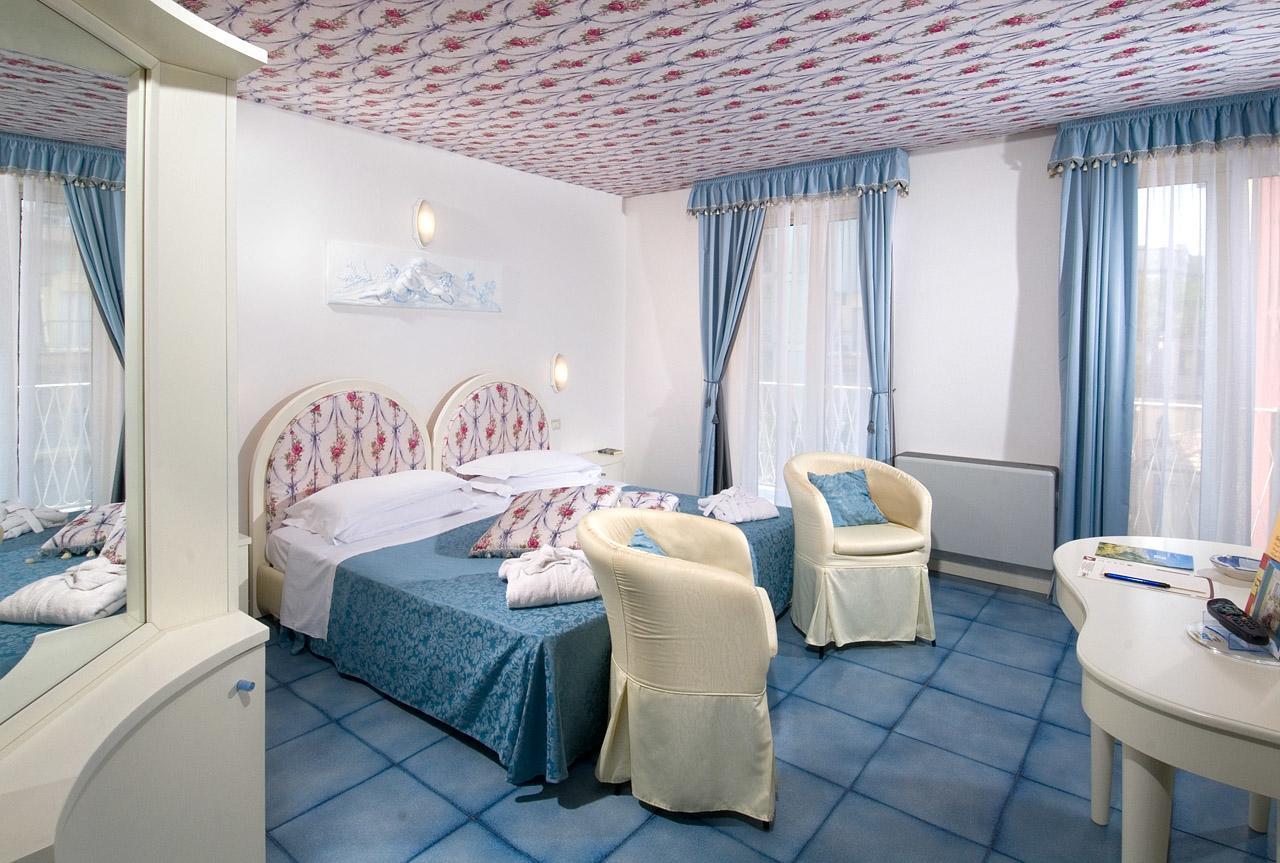 Hotel Resort Marinella Gabicce Mare Exterior photo